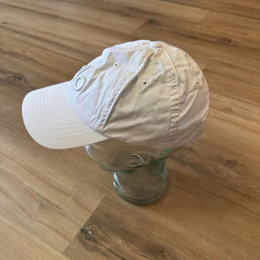 Alo Off-Duty White Baseball Hat Adjustable Strap Yoga RN# 87370 Sporty Ball Cap - Picture 2 of 6